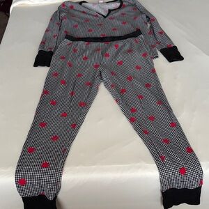 Victoria's Secret Red Heart Houndstooth Fireside Thermal Pajama Set